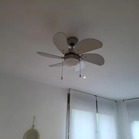 Quarto em Acomodações Particulares En Casa Moderna Con Jardin Santa Cruz De Bezana